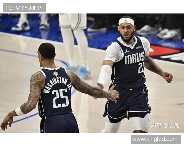 2016年1月14日NBA雷霆与小牛激战回顾精彩瞬间与赛后分析