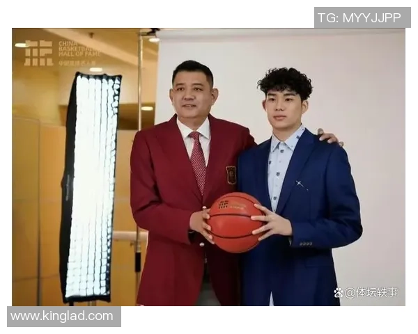 巩晓彬,故人相见,一握手,就是整个江湖 巩晓彬,故人相见,一握手,就是整个江湖